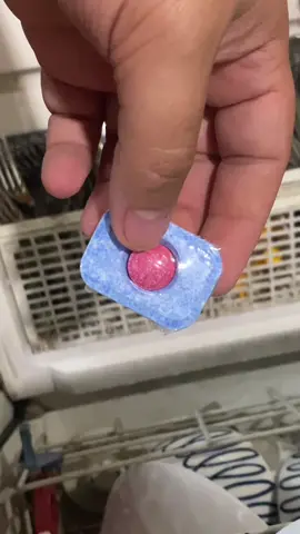 Seriously this is the worst part of my day everytime. #finishpowerball #finish #petpeeve  #dishwasher #washingdishes #malmucho