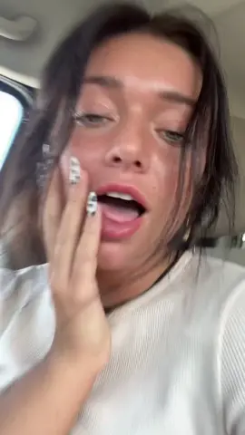 @elanthebeautybar 😍