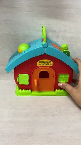 Casinha da vovó! Cheia de atividades. #bebemoonkids #maringapr #brinquedos #abrindobrinquedos