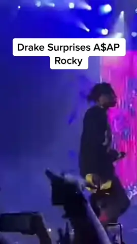 Drake steals the show at A$AP Rocky show #drake #Asap #asaprocky #rollingloud #concert