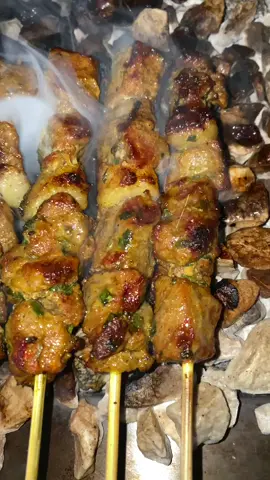 شوي اللحم على الحصى ماشاء الله شوف المنظر /مطبخ مرسى لوى 👌👌