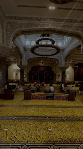 #إن_الله_وملائكته_يصلون_على_النبي #تلاوة_خاشعة #اكسبلور #الجمعة #تصميمي #تصويري #الشريم #بدون_حقوق #شاشة_سوداء *•┈•◈❒ الــــــرئـــــيــــــس ❒◈•┈•*