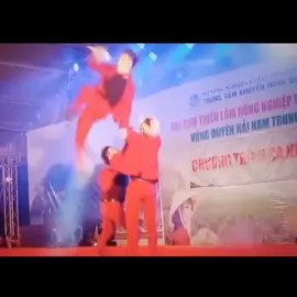 Những cú santo huyền thoại một thời 9X của Titi❤-HKT#titi #hkt #phamlinhphuong #DuLichTaiGia #YourBestFriend #VuDieuThucGiac #TikTokDieuKy #TVSHOWHAY