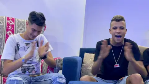 يخربيت ابو ام الميديا'😅🤪 #عصام_صاصا #عصام_صاصا_الكروان #حمو_طيخا @hamo.tikha