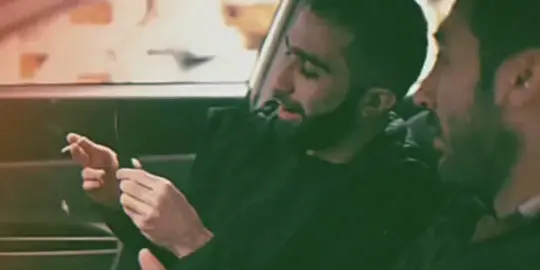 #PUL HER ŞEYDIR DEYEN ADAM PULA GÖRE HER ŞEY EDEN ADAMDIR....ÇOX PUL HARAMSIZ ÇOX SÖZ YALANSIZ OLMAZ......