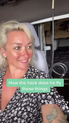 My hubby is quite cool 😎 #helicopterpilot #visitinghimduringwork #cooljobcheck