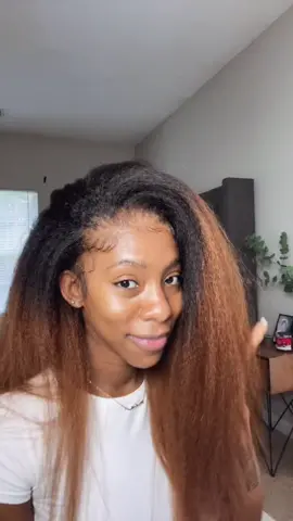 Ya girl got a new wig and actually used #boldhold #laceglue 😌 idk who I am right now lmao😅 wig from: @hergivenhair.com 💕 (link in bio)