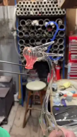 How is this SO satisfying to watch? 😱🤯 🎵:Better Days - @dermotkennedy 🎶 (via @cone12flat) #glassblowing #sosatisfying