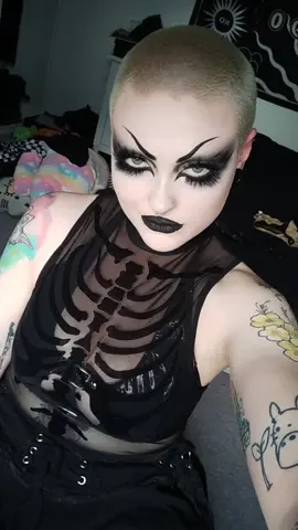 more of this look cos I loved it 😏 #fyp #goth #shavedhead #makeup
