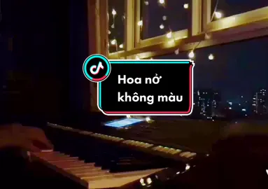 Bùn quá ngồi đánh đàn mà sấm chớp ầm ầm theo luôn 😌 #daulongqua #onhagiaitri #tamtrang #haliily1994 #coverpiano #hoanokhongmau #hoailam#VoiceEffects