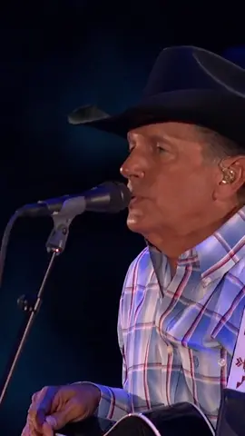 Send this to someone who looks so good in love. ❤️ #YouLookSoGoodInLove #GeorgeStrait