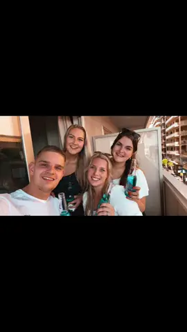 Mallorca je was fan-tas-tisch, heeel veel coctails, shotjes en andere drankjes verder maar wat hebben we 8 dagen genoten 😍 #mallorca #fy