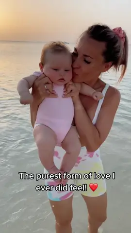 My love! My girl! My everything! #momonvacation #babyonvacation #4monthsoldbabygirl #4monthsold #herfirstvacation