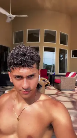 Not even gonna play with y’all this is just a thirst trap… peep my doggies tho #bi #Summer #LiveFlowSweatDuet