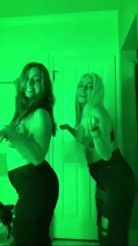 back together soon bby😈 @lanisprinkle5 #fyp #ChiliDogYumPlz #TheSuicideSquadMovie #foryou #foryoupage #fypシ