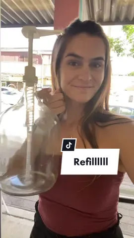Let’s refill! #oahu #zerowaste #ChiliDogYumPlz #LiveFlowSweatDuet #TheSuicideSquadMovie #SmallBusiness #hawaii #honolulu