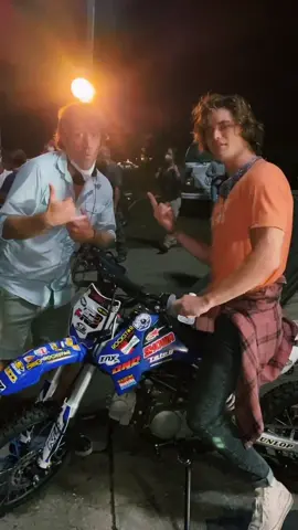 a draft from a day in Charleston!!! OBX 2 IS OUT EVERYONE GO WATCH NOW PLEASE AND THANK YOU🤍🙌🏼😩 #outerbanksnetflix #obxseason2