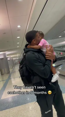 I literary cried 😫 #babiesoftiktok #dad #dadsoftiktok #daddysgirl #socute #emotinal #family #Love #BestFriends #mylife #babygirl #cute #fyp