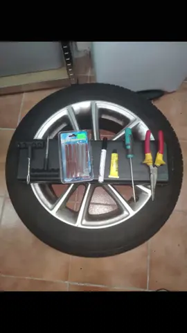 #pinchazo #rueda #caucho #neumaticos #reparacion #furgoadictospsa