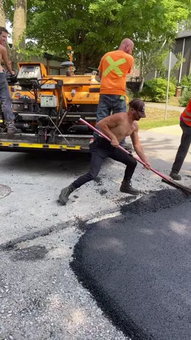 travailleur fou is back! @lemenzo91 #fypシ #fypシ゚viral #construction #maniac