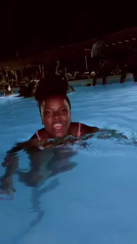 #girlstriip2021 #dominicanrepublic #poolnights #vacation