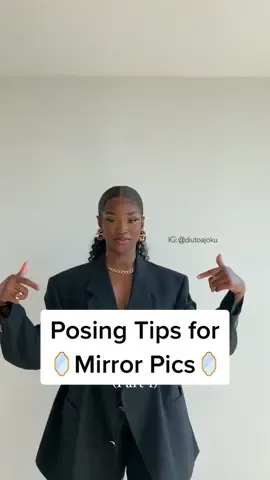 4 Posing Tips for 🪞Mirror pictures📸  #posingtips #posingtipsandtricks #howtoposeforphotos #mirrorposes #photographytips