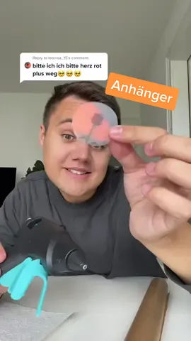 Reply to @leonisa_15  Wer will auch einen? 😍 Für die Community ❤️ #DIY #anhänger
