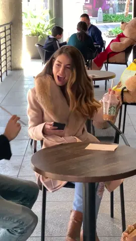 How?? 😮 @mschilix #teamclicks @clickstalent @chriswebby #webby #magic