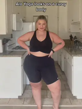 #alo #aloyoga @aloyoga #fyp #SyncYourMiO #haul #alohaul #foryou #viral #trending #fashion #curvytiktok #model #fashion #looks #yoga #yogagirls