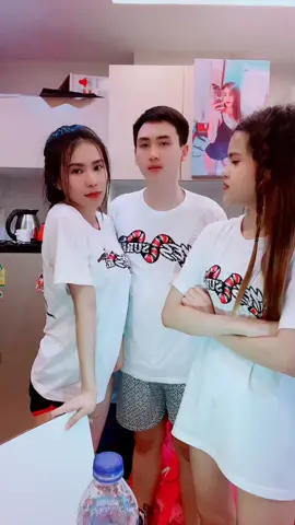 รักควรมีสองคน