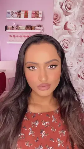 Who are you?🤭  #desi #desigirl #makeup #makeuptransition #kyliecosmetics #foryoupage #fyp #foryou #xyzbca #trend