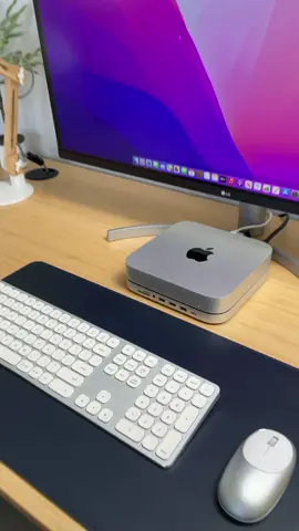 Upgrade your Mac Mini with the Satechi Stand & Hub with SSD Enclosure⚡️ #MacMini #MacMiniM1 #Apple #DeskSetup
