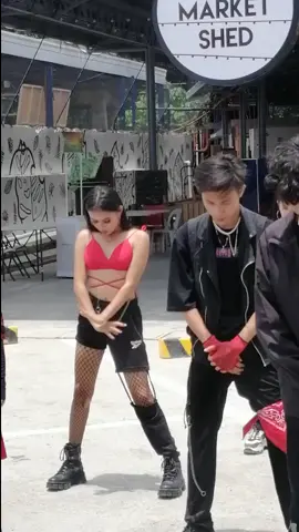 Visit our page in fb @aurumdancecompany to watch our dance collaboration with @difffam12 #fypシviral #fypシ #aurumdancecompany #diffam