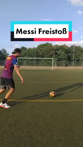 Messi Freistoß Tutorial/Lernen deutsch #messi #messifreekick #fussball #freistoß #fussballer #fussballliebe #freekickerz #footballtiktok #neymar #cr7