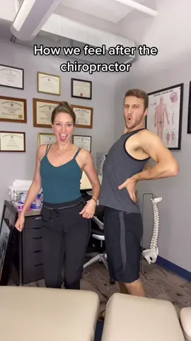 Sarah’s face at the end 😂 #fypシ #chiropractor #couple #trend
