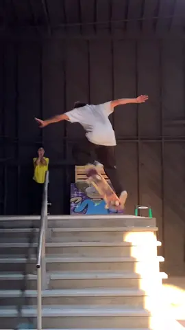 Falling with style 🛬