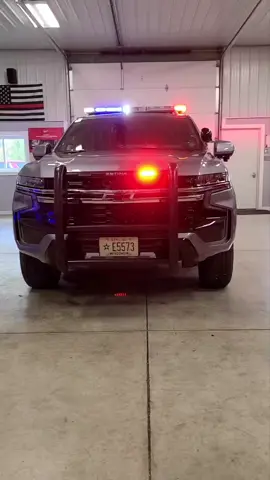 Best way to clear some traffic! #Whelen #siren #emergencyvehicles #cops #chevy #lawenforcement #copsoftiktok #whelencore #wi #upfitter #police