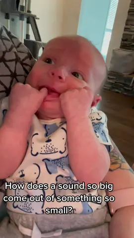 Not him pushing so hard he’s clawing his face 🙄 #MicroRaveWithRoni #fypシ #boymom #lovinglucas🌈 #babiesoftiktok #babyboy #poop #foryoupage