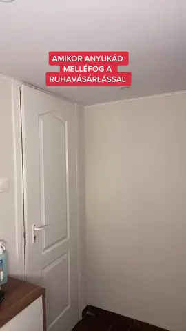 #fy #foryou #foryoupage #fyp #mother #mom #funny #joke #csabakomjathi #clothes