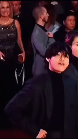 #вигу #v #гуки #kimtaehyung #чончонгук #греммибтс #armybts #рек