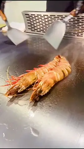 Frying shrimp #foryou #tiktokfood