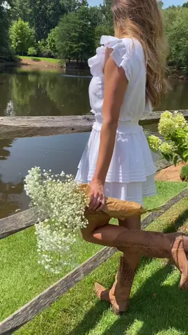 Summertime in Georgia🤍 #whitedressstyle #summeroutfitidea #pinterestgirlsummer  #beautifulsummer #georgiagirl #pinterestaesthetic