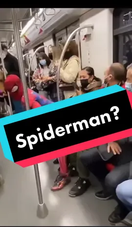whoever this is we need to be friends.! plz tag the OC if you know.! 😂😂🥰🥰💯💯 #tiktokhelpme  #ChewyChattyPets  #WhoIsThis  #spidermanfarfromhome