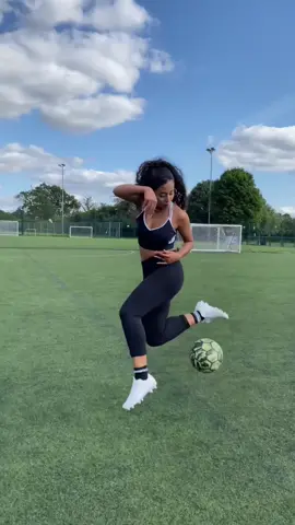 1,2 or 3 which is your fave ? #footballtiktok #soccergirl #footballskills
