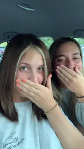 #FreezeFramePhoto we couldn’t stop laughing so hand over the mouth was the way to go