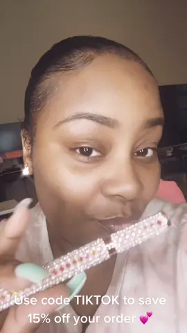 Swatches of our Hot Girl Bundle 😍 SHOP now www.SavvyMinks.net #supportsmallbusinesses #lashswatches #minklashes #lashbusiness #lashsale🔥