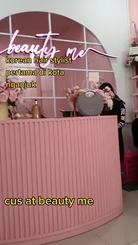 hang mau sama an sama idola koreanya cus ke beauty me di depan gedung wanita nganjuk#fypシ #xyzbca #viral #berandafyp #nganjuk #beautyme