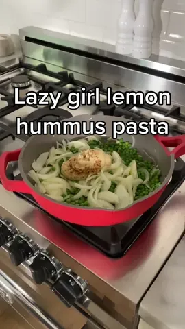 Where my bougie lazy girls at? 🤭😎#hummuspasta #easydinner #pasta #pastatiktok #mealprep #onepotmeals #vegetarian