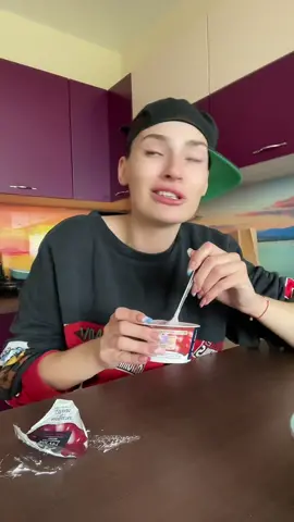 Сын заляпал…Т9🤣