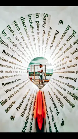 incredible photo trick with a book 📸📕 #smartphonehacks #creative #fotomagic #photoideas #photo #salzgitter #creat  #indiatiktok #foto #photography